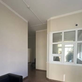 Продается 1-комнатная квартира, 37 м²