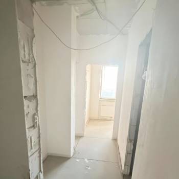 Продается 1-комнатная квартира, 37 м²