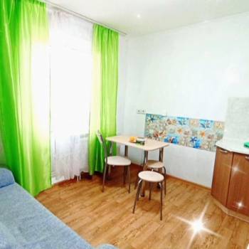 Сдается 1-комнатная квартира, 39 м²