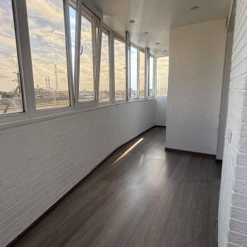 Сдается 1-комнатная квартира, 56 м²