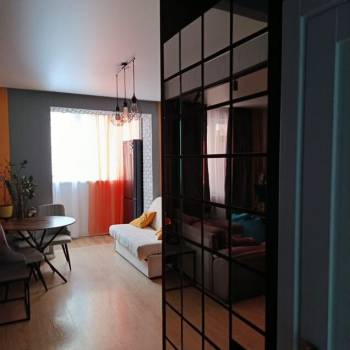 Продается 1-комнатная квартира, 43 м²