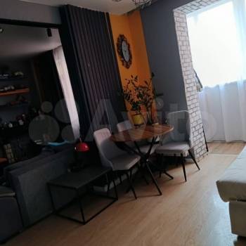 Продается 1-комнатная квартира, 43 м²