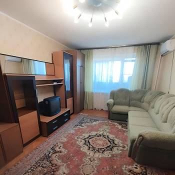 Сдается 1-комнатная квартира, 40 м²
