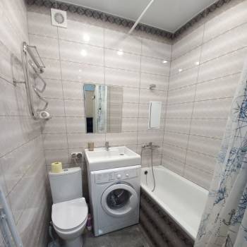 Продается 1-комнатная квартира, 37 м²