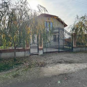 Продается Дом, 137 м²