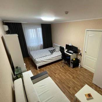 Продается 1-комнатная квартира, 36,7 м²