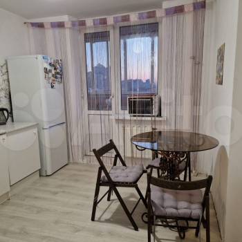 Продается 2-х комнатная квартира, 56,8 м²