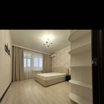 Сдается 2-х комнатная квартира, 64 м²