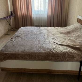 Сдается 1-комнатная квартира, 38 м²