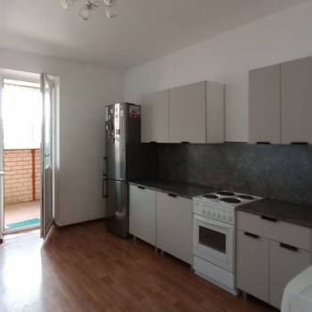 Сдается 1-комнатная квартира, 43 м²