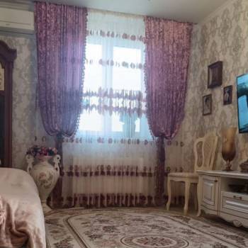 Продается 1-комнатная квартира, 37,5 м²