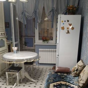 Продается 1-комнатная квартира, 37,5 м²