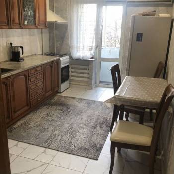 Сдается Многокомнатная квартира, 80 м²