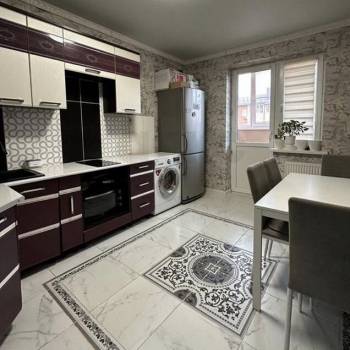 Продается 2-х комнатная квартира, 54 м²