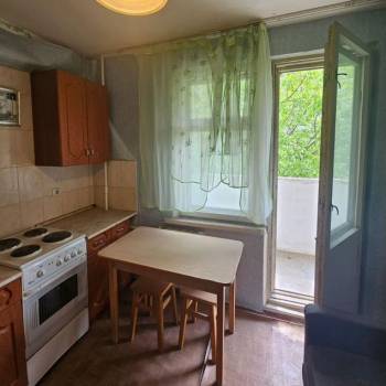 Продается 1-комнатная квартира, 36 м²