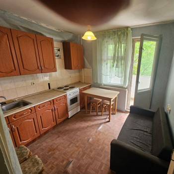 Продается 1-комнатная квартира, 36 м²