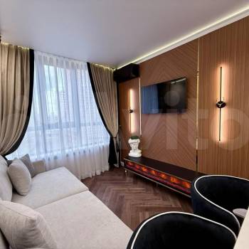 Продается 1-комнатная квартира, 39 м²