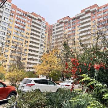 Сдается 1-комнатная квартира, 38 м²