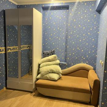 Сдается Многокомнатная квартира, 60 м²