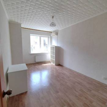 Продается 1-комнатная квартира, 35 м²