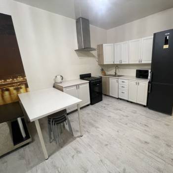 Сдается 1-комнатная квартира, 46,8 м²