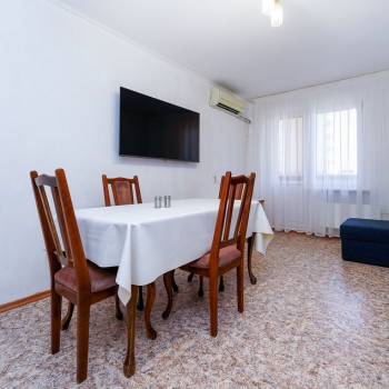 Сдается Многокомнатная квартира, 100 м²