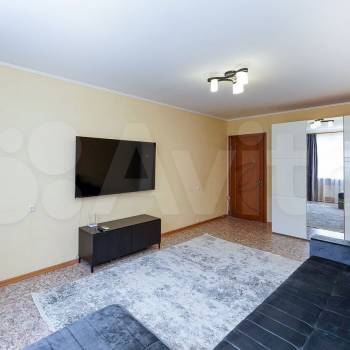 Сдается Многокомнатная квартира, 100 м²