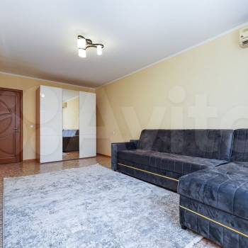 Сдается Многокомнатная квартира, 100 м²