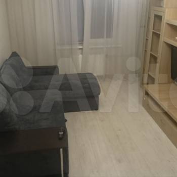 Сдается 1-комнатная квартира, 39 м²