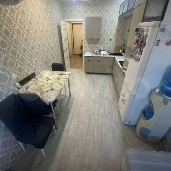 Продается 1-комнатная квартира, 41 м²