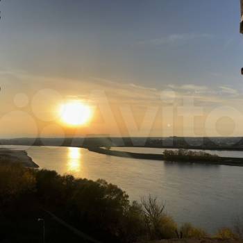 Продается 1-комнатная квартира, 51,9 м²