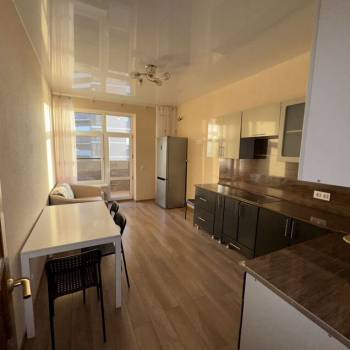 Продается 1-комнатная квартира, 51,9 м²