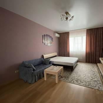 Сдается 1-комнатная квартира, 50 м²