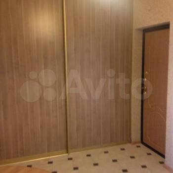 Сдается 1-комнатная квартира, 54 м²