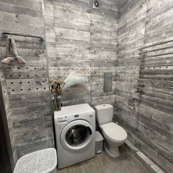 Продается 1-комнатная квартира, 32 м²