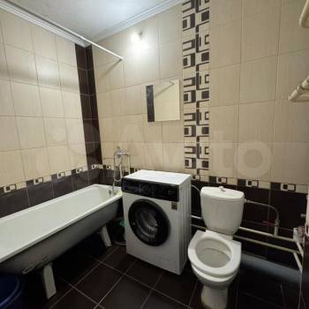 Продается 1-комнатная квартира, 40 м²