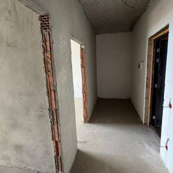 Продается 1-комнатная квартира, 47 м²