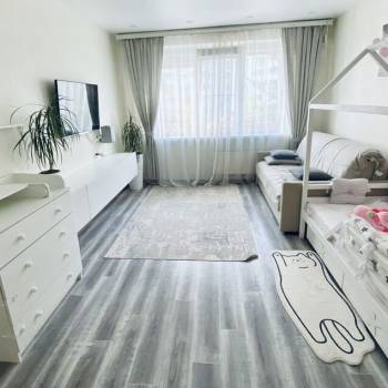 Продается 2-х комнатная квартира, 57 м²