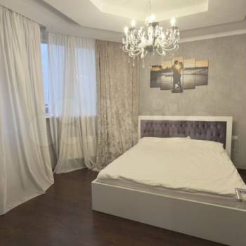 Продается 2-х комнатная квартира, 83 м²