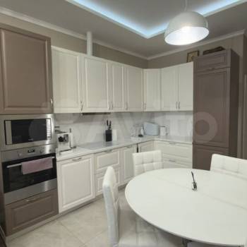 Продается 2-х комнатная квартира, 83 м²