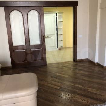 Сдается 2-х комнатная квартира, 90 м²