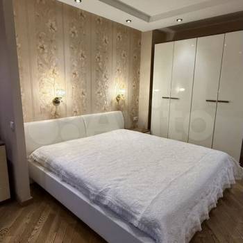 Сдается 2-х комнатная квартира, 90 м²