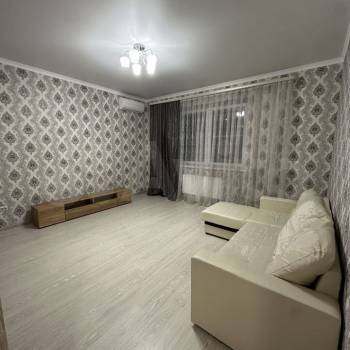 Сдается 2-х комнатная квартира, 57 м²