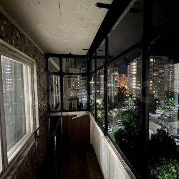 Продается 1-комнатная квартира, 32 м²