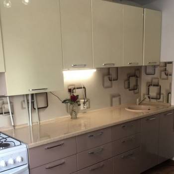 Продается 1-комнатная квартира, 435 м²