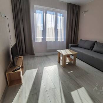 Сдается 1-комнатная квартира, 39 м²