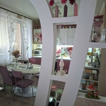 Продается Многокомнатная квартира, 87,6 м²