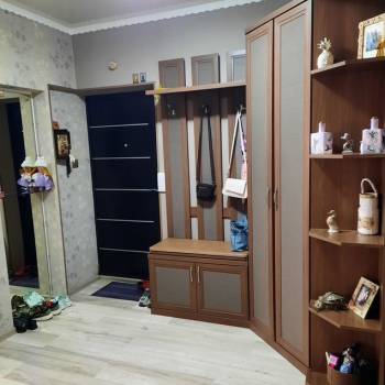 Продается Многокомнатная квартира, 87,6 м²