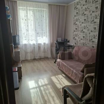 Продается Многокомнатная квартира, 87,6 м²