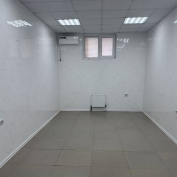 Продается Нежилое помещение, 70 м²